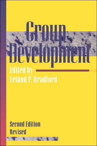 Cover for LP Bradford · Group Development (Taschenbuch) [2nd Edition, Revised edition] (1978)