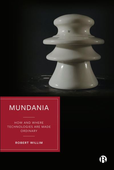 Cover for Robert Willim · Mundania (Book) (2024)