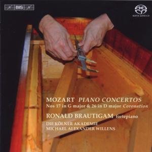 Piano Concertos Nos. 17 in G Major & 26 in D Major - Mozart - Música - BIS - 7318599919447 - 1 de setembro de 2012