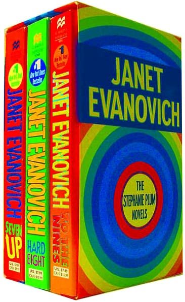 Cover for Janet Evanovich · Plum Boxed Set 3, Books 7-9 (Seven Up / Hard Eight / to the Nines) (Stephanie Plum Novels) (Pocketbok) [Box edition] (2007)