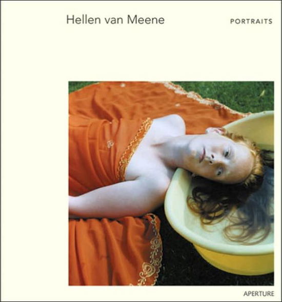 Hellen Van Meene - Kate Bush - Books - Aperture - 9781931788458 - June 15, 2005