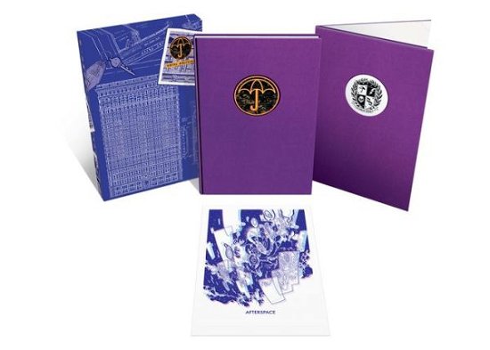 Cover for Gerard Way · The Umbrella Academy Volume 3: Hotel Oblivion (Innbunden bok) [Deluxe edition] (2020)