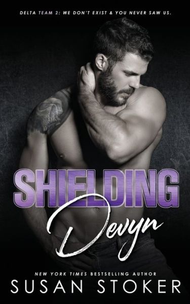 Cover for Susan Stoker · Shielding Devyn (Paperback Book) (2021)