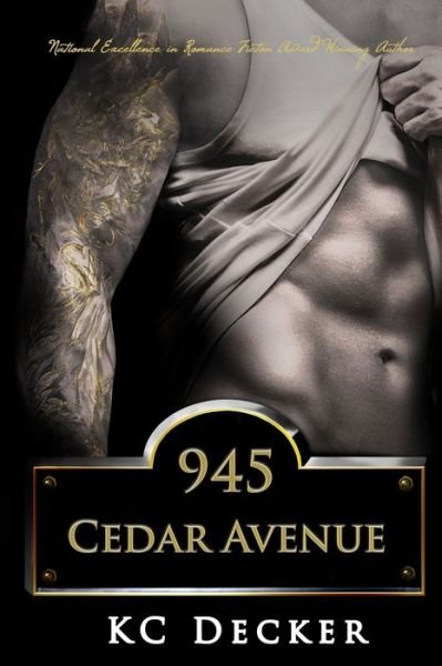 Cover for Kc Decker · 945 Cedar Avenue (Paperback Book) (2018)