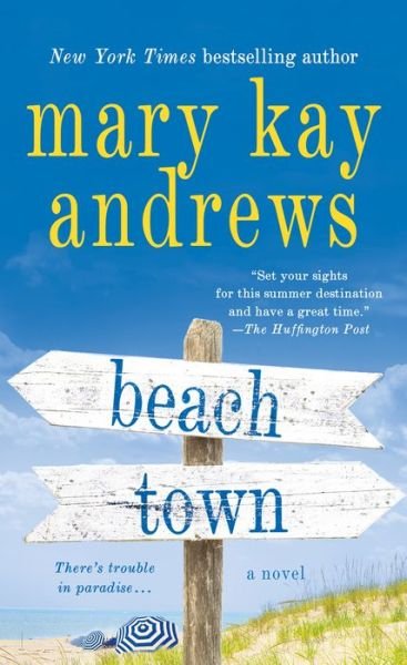 Cover for Mary Kay Andrews · Beach Town: A Novel (Pocketbok) (2019)