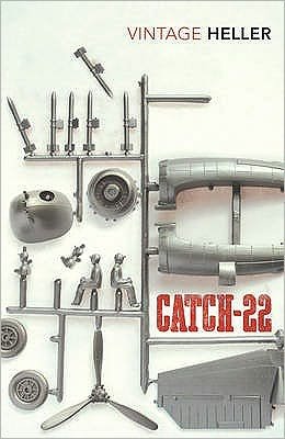 Cover for Joseph Heller · Catch-22: As recommended on BBC2’s Between the Covers (Paperback Bog) (2004)