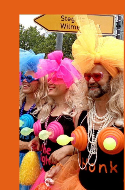 Christopher Street Day in Berlin - Michele Paggetta - Książki - Blurb - 9781389479465 - 27 października 2017