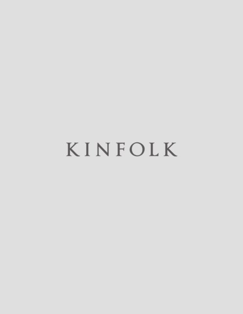 Kinfolk Volume 42 - Kinfolk - Bøker - Simon & Schuster - 9781941815465 - 16. desember 2021