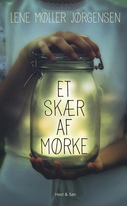 Cover for Lene Møller Jørgensen · Fanny: Et skær af mørke (Bound Book) [1th edição] [Indbundet] (2014)