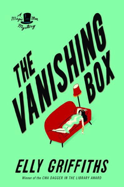 The Vanishing Box: A Mystery - Brighton Mysteries - Elly Griffiths - Kirjat - HarperCollins - 9780358108467 - tiistai 15. lokakuuta 2019