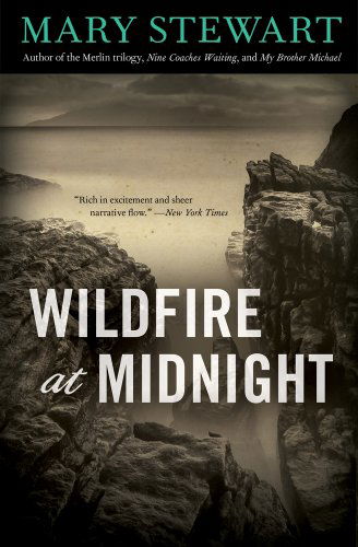 Cover for Mary Stewart · Wildfire at Midnight (Rediscovered Classics) (Paperback Book) [Unabridged edition] (2012)