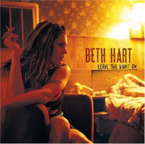 Leave the Light on (+5 B - Beth Hart - Musikk - UNIVERSAL - 0602498705469 - 11. mars 2011