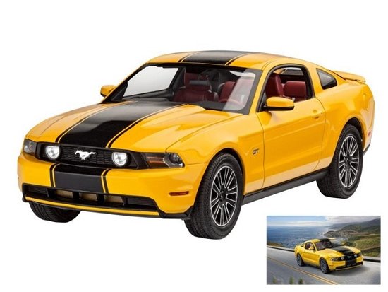 Cover for Revell · Revell 2010 Ford Mustang GT (N/A)