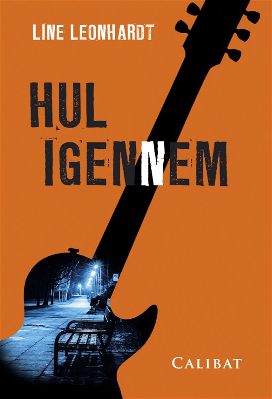 Cover for Line Leonhardt · Hul igennem (Paperback Book) [1º edição] (2022)