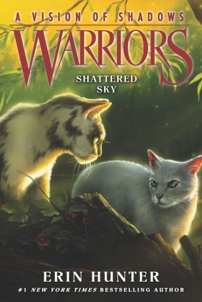 Cover for Erin Hunter · Warriors: A Vision of Shadows #3: Shattered Sky - Warriors: A Vision of Shadows 3 (Paperback Bog) (2018)