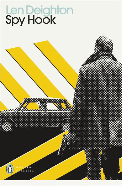 Spy Hook - Penguin Modern Classics - Len Deighton - Books - Penguin Books Ltd - 9780241505472 - July 29, 2021