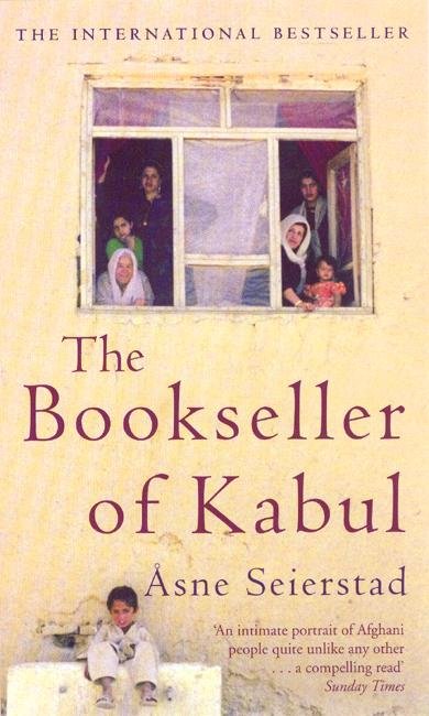 Cover for Asne Seierstad · The Bookseller Of Kabul: The International Bestseller - 'An intimate portrait of Afghani people quite unlike any other' SUNDAY TIMES (Paperback Bog) (2004)