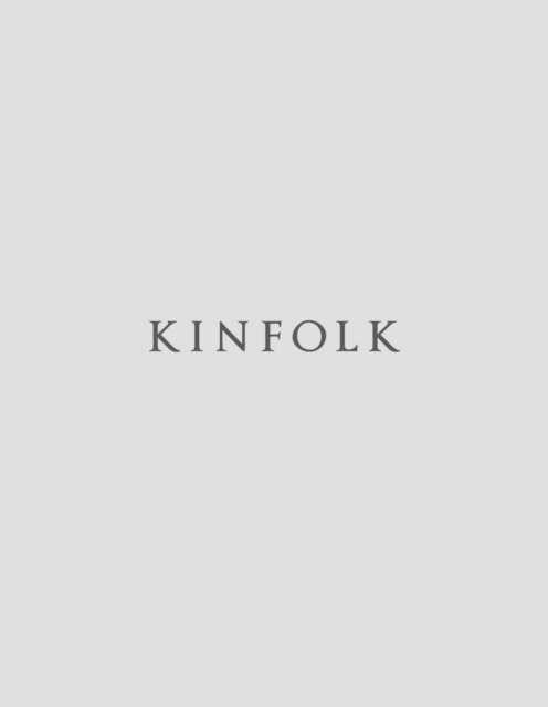 Kinfolk Volume 43 - Kinfolk - Livros - Simon & Schuster - 9781941815472 - 17 de março de 2022
