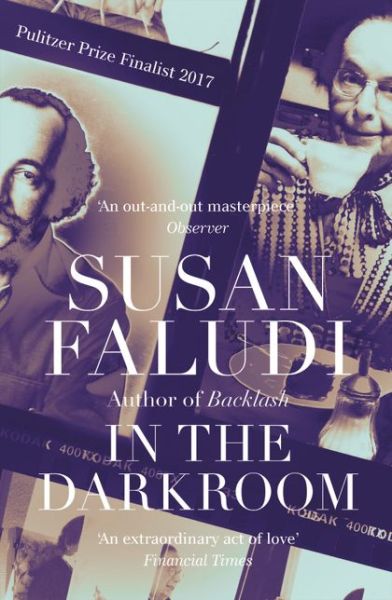 Cover for Susan Faludi · In the Darkroom (Paperback Bog) (2017)