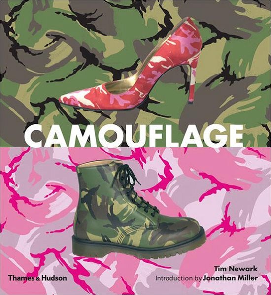 Cover for Tim Newark · Camouflage (Innbunden bok) (2007)
