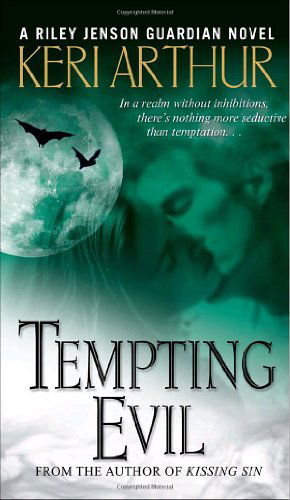 Cover for Keri Arthur · Tempting Evil (Riley Jenson) (Paperback Book) [Reissue edition] (2007)