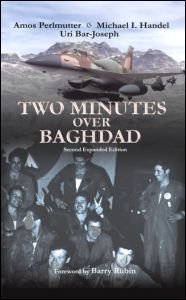 Cover for Uri Bar-Joseph · Two Minutes Over Baghdad (Taschenbuch) (2003)