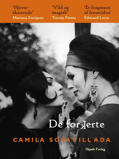 Cover for Camila Sosa Villada · SIGNATUR. Serie for identitet: De forkerte (Sewn Spine Book) [1st edition] (2023)