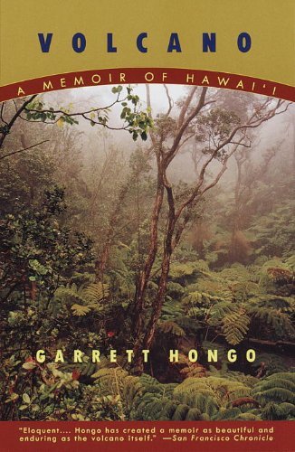 Cover for Garrett Hongo · Volcano: a Memoir of Hawai'i (Pocketbok) (1996)