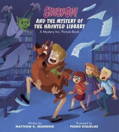 Scooby-Doo and the Mystery of the Haunted Library: A Mystery Inc. Picture Book - Matthew K Manning - Libros - Running Press,U.S. - 9780762482481 - 10 de agosto de 2023