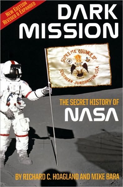Cover for Richard C Hoagland · Dark Mission: Revised and Enlarged Edition (Pocketbok) [Enlarged edition] (2009)