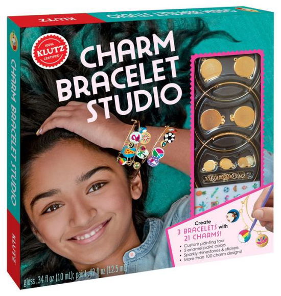 Gold Charm Bracelet Studio - Klutz - Editors of Klutz - Książki - Scholastic US - 9780545858489 - 5 listopada 2015