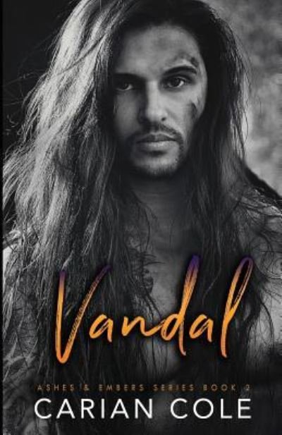 Cover for Carian Cole · Vandal (Paperback Bog) (2015)