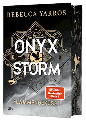 Cover for Rebecca Yarros · Onyx Storm – Flammengeküsst (Buch) (2025)