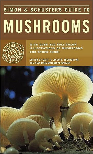 S&S Guide to Mushrooms - Pacioni - Books - Simon & Schuster - 9780671428495 - March 12, 1982