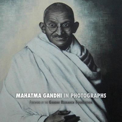 Cover for Adriano Lucca · Mahatma Gandhi in Photographs (Paperback Book) (2018)