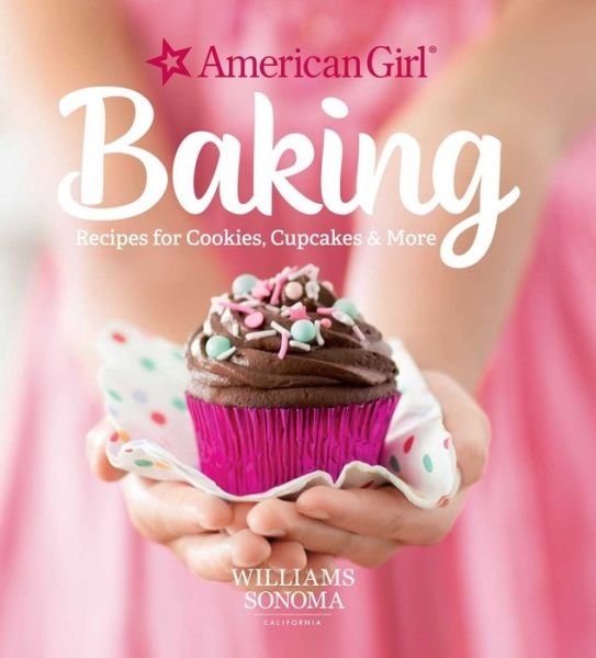 Cover for Weldon Owen · American Girl Baking - American Girl (Paperback Book) [Not for Online edition] (2021)