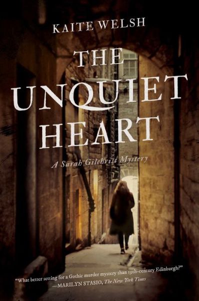 Cover for Kaite Welsh · Unquiet Heart (Book) (2019)