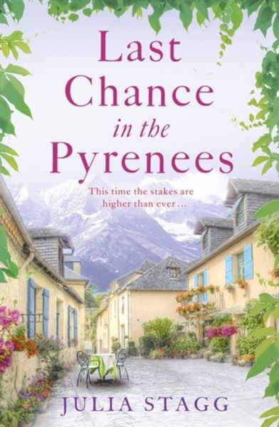 Cover for Julia Stagg · Last Chance in the Pyrenees: Fogas Chronicles 5 - Fogas Chronicles (Taschenbuch) (2015)
