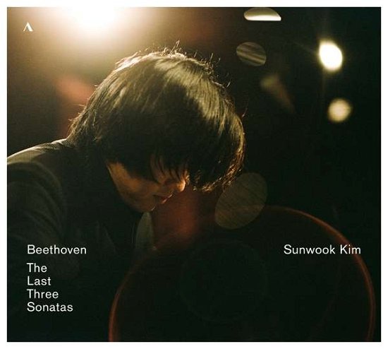 Beethoven: the Last Three Sonatas - Sunwook Kim - Musik - ACCENTUS - 4260234832501 - 7. Mai 2021