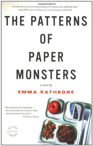 The Patterns of Paper Monsters - Emma Rathbone - Libros - Reagan Arthur / Back Bay Books - 9780316077507 - 9 de agosto de 2010