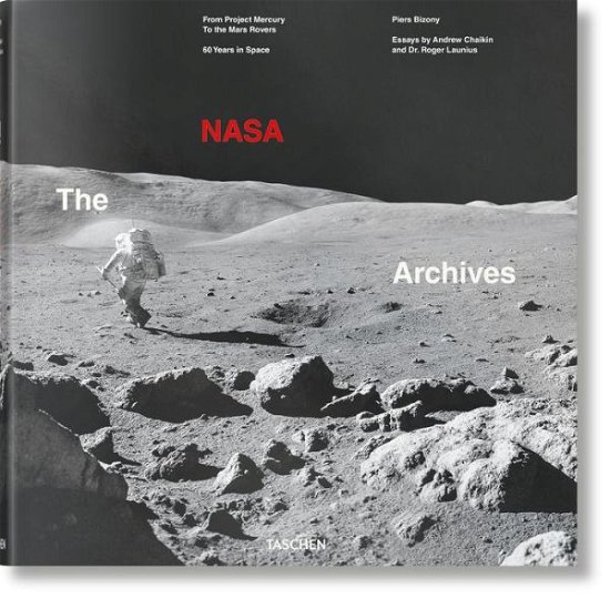 Cover for Andrew Chaikin · The NASA Archives. 60 Years in Space (Hardcover bog) (2018)