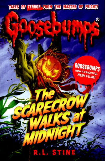 Cover for R.L. Stine · The Scarecrow Walks at Midnight - Goosebumps (Paperback Book) (2015)