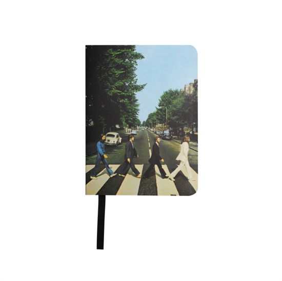 A6 Notebook (Softcover) - The Beatles (Abbey Road) - The Beatles - Livros - BEATLES - 5055453423512 - 21 de julho de 2024