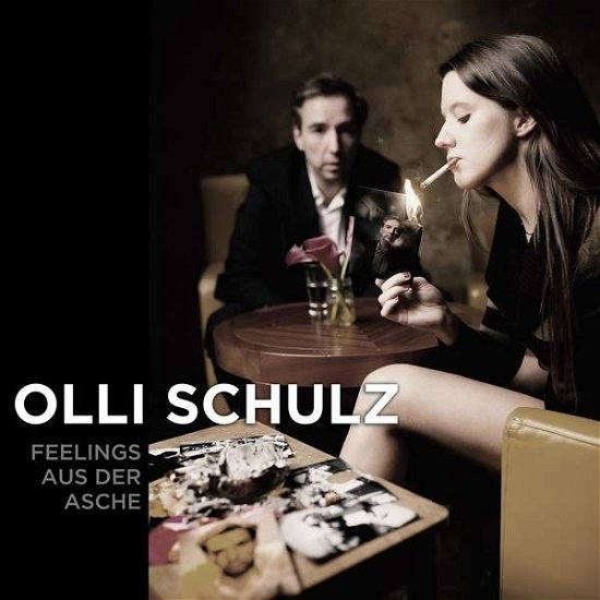 Feelings Aus Der Asche - Olli Schulz - Música - Indigo Musikproduktion - 4047179991513 - 9 de janeiro de 2015