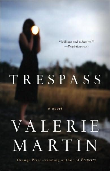 Cover for Valerie Martin · Trespass (Vintage Contemporaries) (Paperback Book) [Reprint edition] (2008)