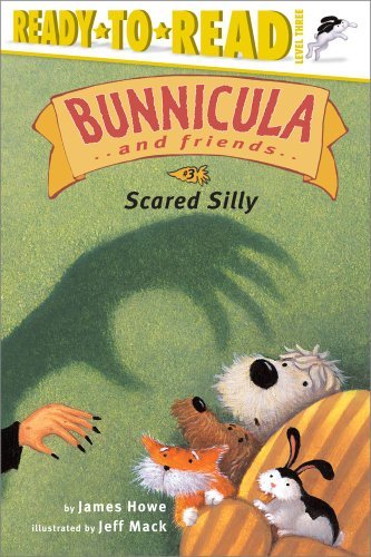 Cover for James Howe · Scared Silly (Bunnicula and Friends) (Taschenbuch) [Reprint edition] (2006)