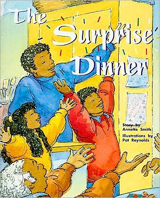 Surprise Dinner (PM Story Books Gold Level) - Annette Smith - Books - Rigby - 9780763557515 - 2000