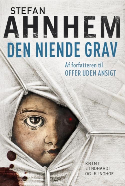 Cover for Stefan Ahnhem · Fabian Risk-serien: Den niende grav (Sewn Spine Book) [1.º edición] (2015)