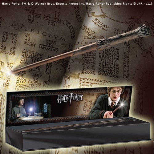 Harry Potters Wand With Illuminating Tip - Harry Potters Wand With Illuminating Tip - Produtos - The Noble Collection - 0812370010516 - 31 de dezembro de 2014