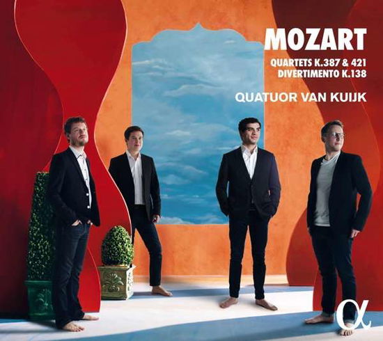 W.A. Mozart: Quartets K.387 & 421 . Divertimento K.138 - Quatuor Van Kuijk - Muzyka - ALPHA - 3760014195518 - 11 października 2019